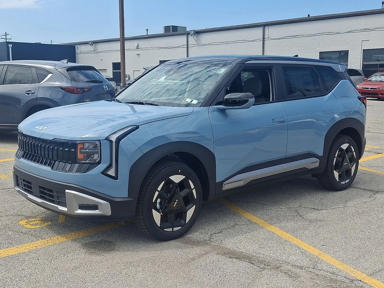 New 2027 Blue Kia S image 6