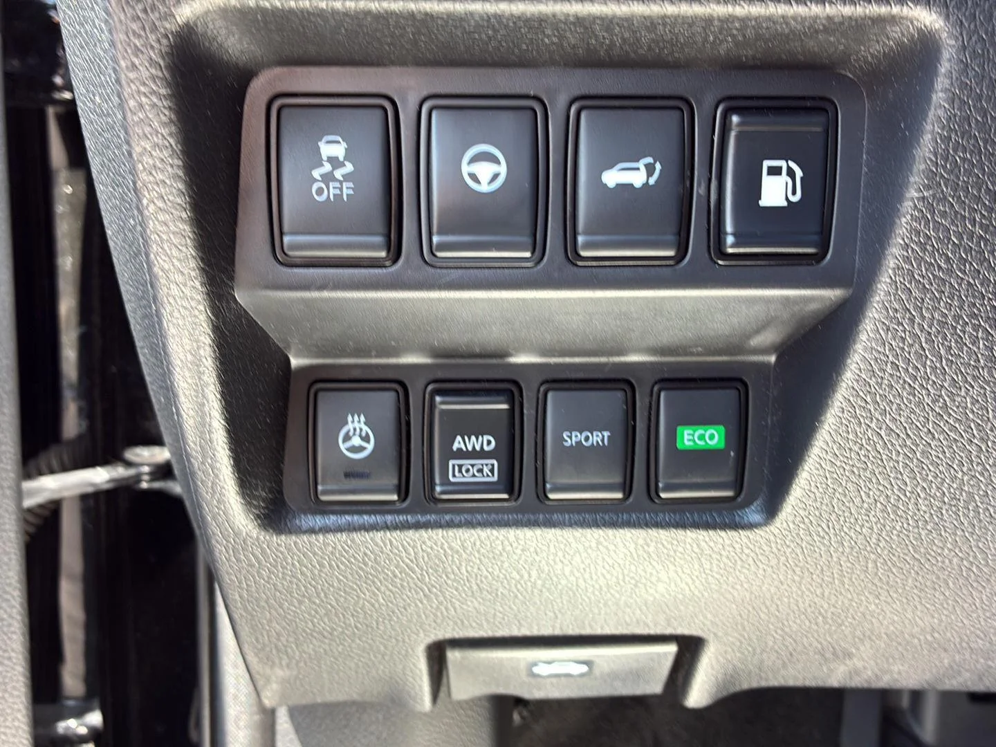 Used 2020 Magnetic Black Pearl Nissan SL image 26
