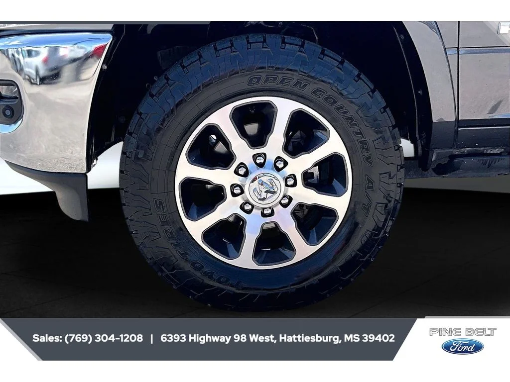 Used 2024 Granite Crystal Metallic Clearcoat Ram Longhorn image 7