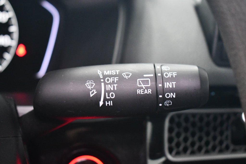 2024 Honda Civic Hatchback LX - Photo 24