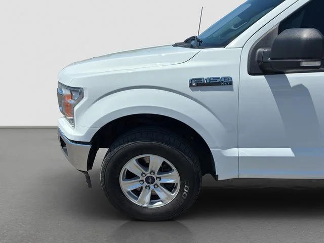 Used 2018 White Ford  image 23