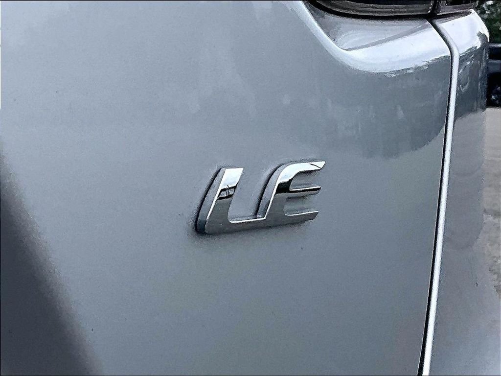Used 2020 Silver Toyota LE image 28