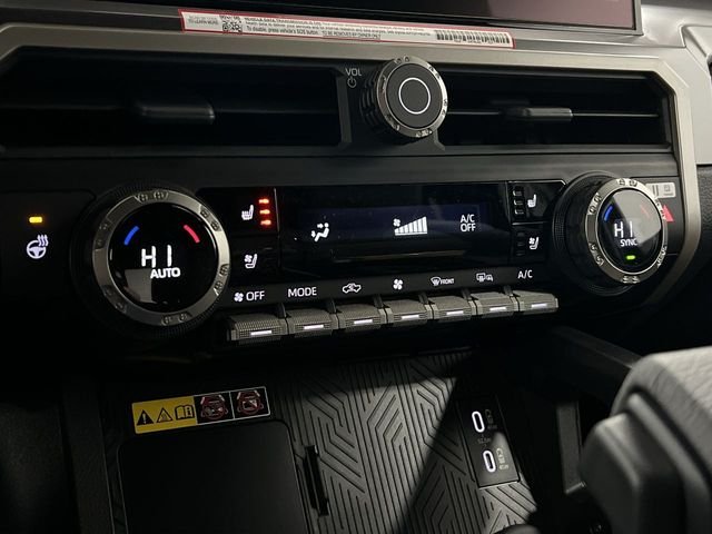 2025 Toyota Tacoma TRD Sport - Photo 18