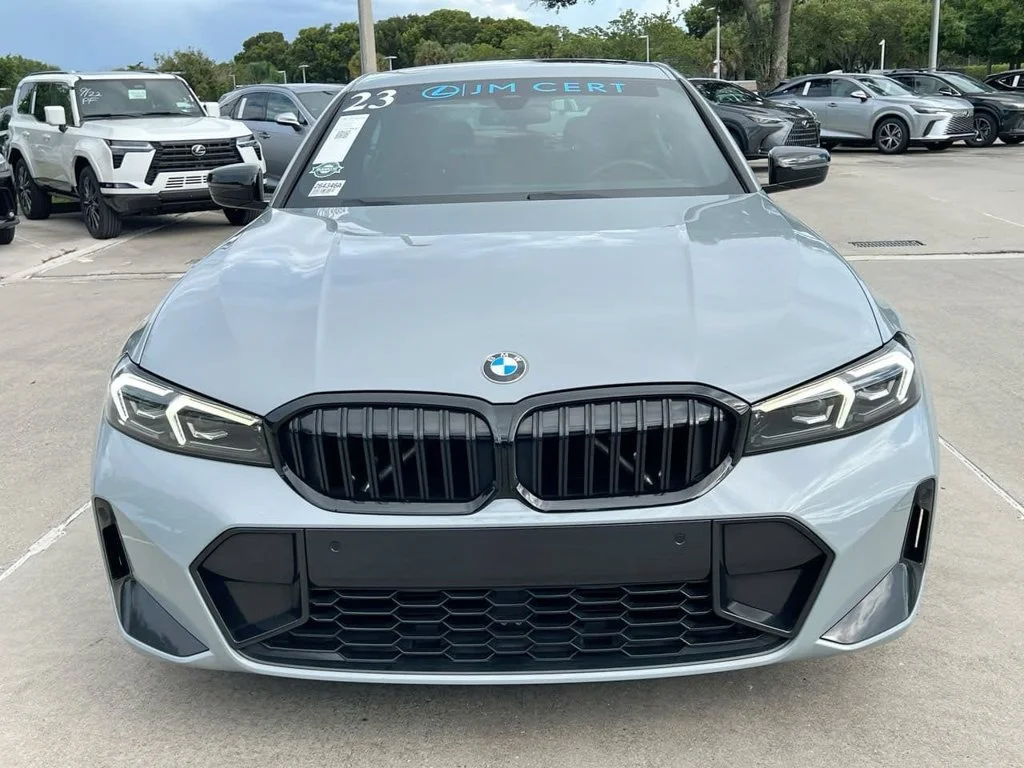 2023 BMW 3 Series 2