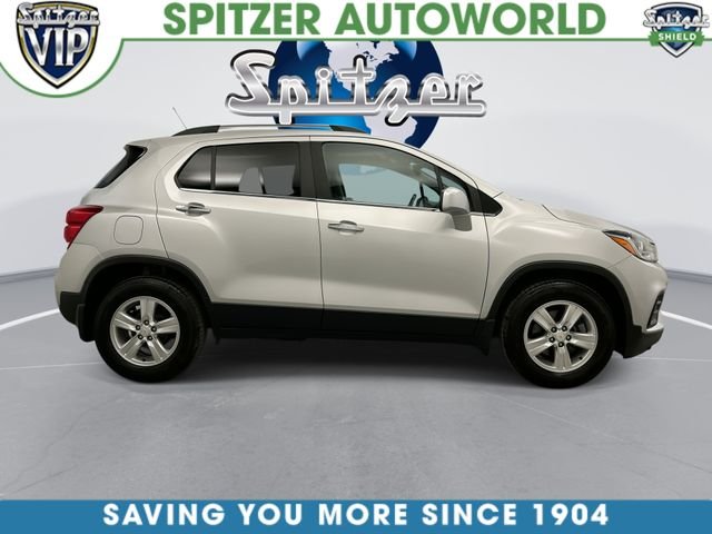 Used 2018 Silver Chevrolet LT image 11