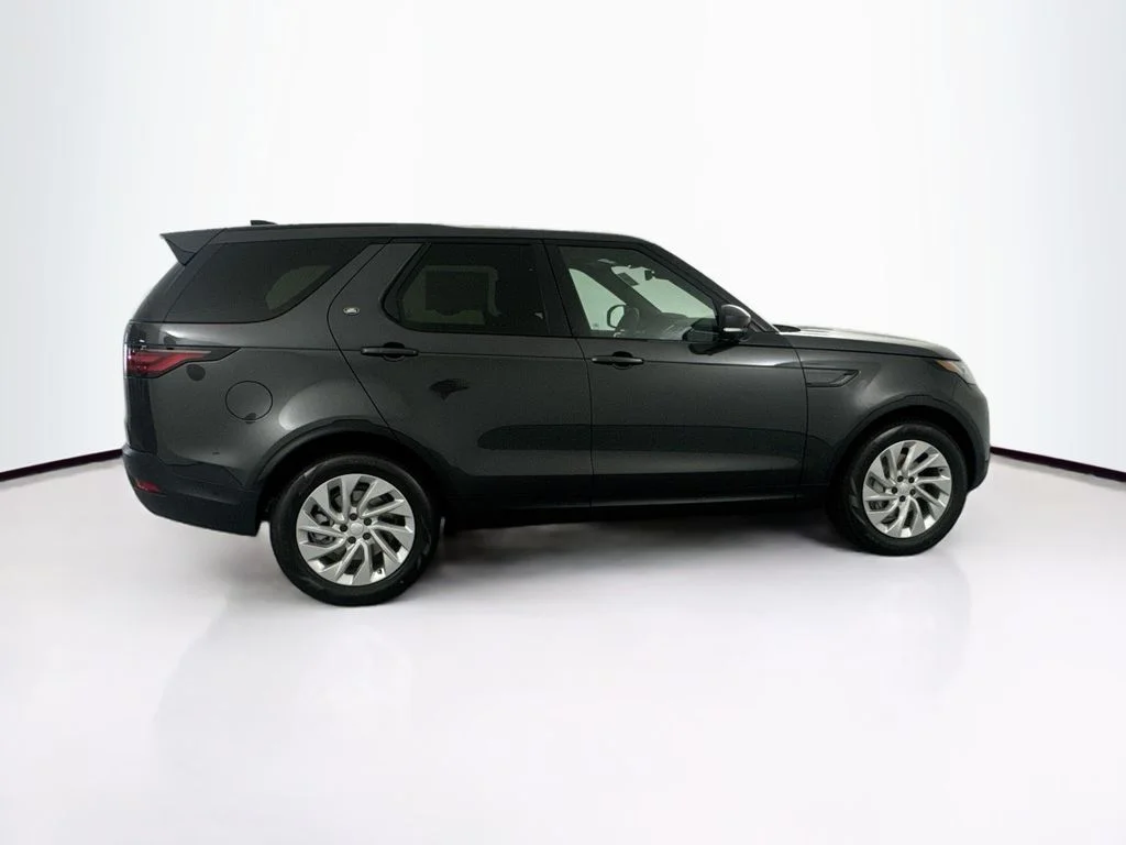New 2026 Carpathian Grey Land Rover S image 4