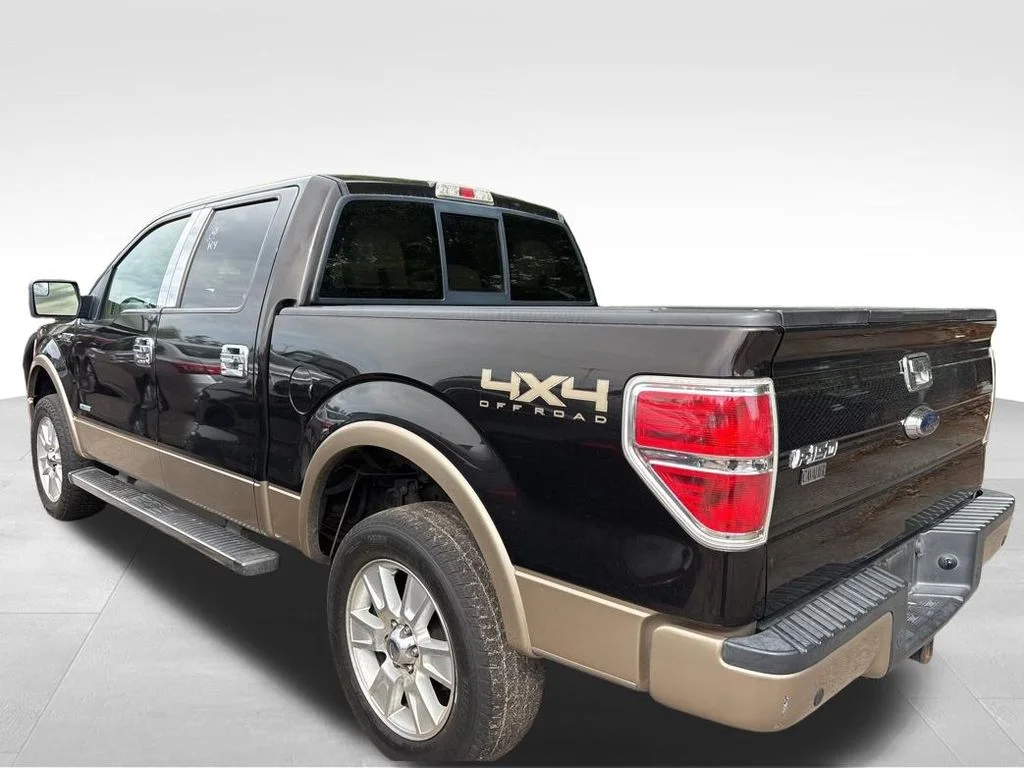 Used 2013  Ford Lariat image 3