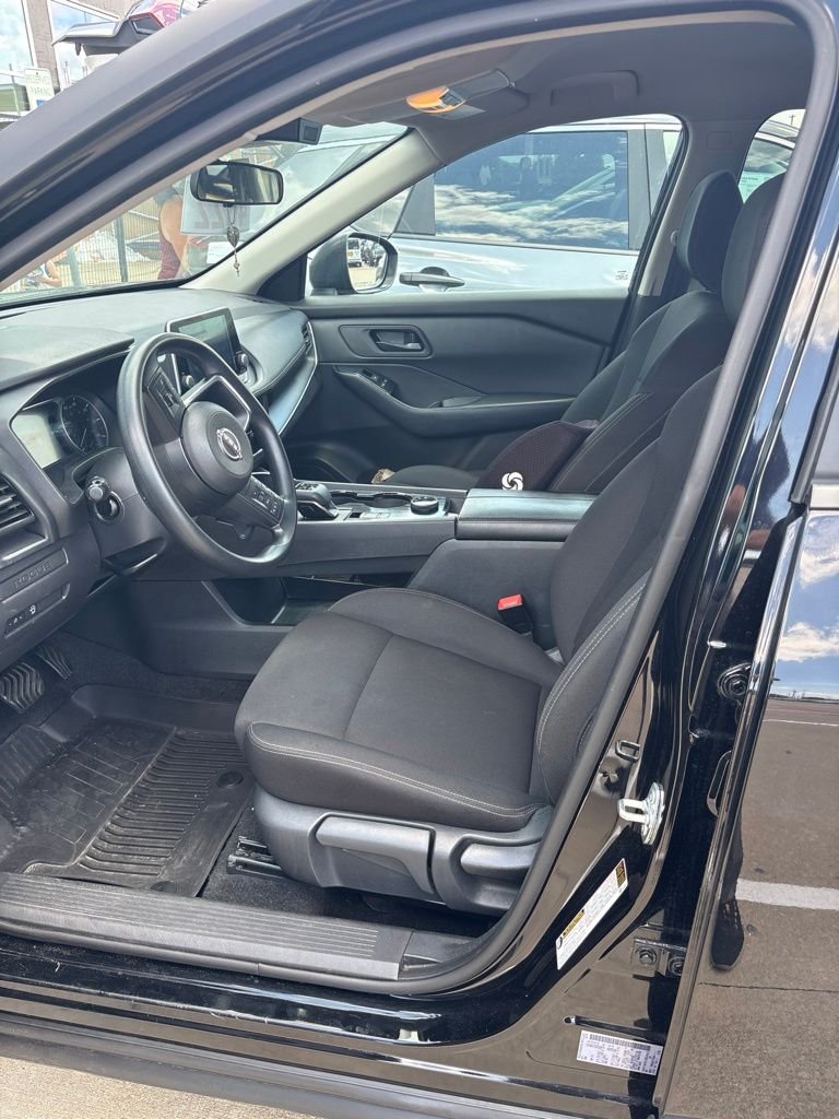 Certified Used 2024 Black Nissan S image 3