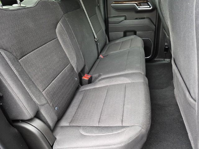 Used 2026 Onyx Black GMC Elevation image 19