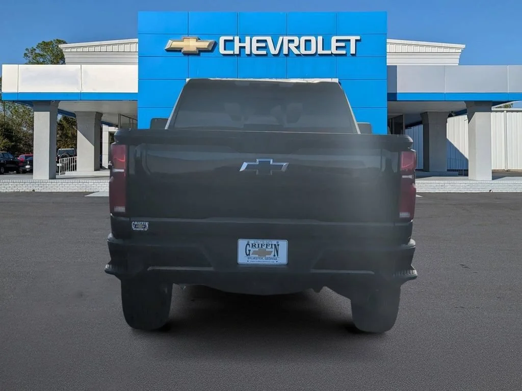 New 2026 Black Chevrolet High Country image 4