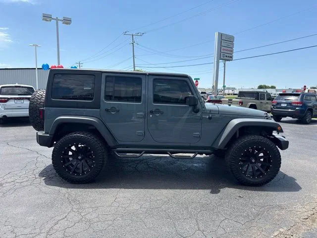Used 2014 Gray Jeep Unlimited Sport image 8