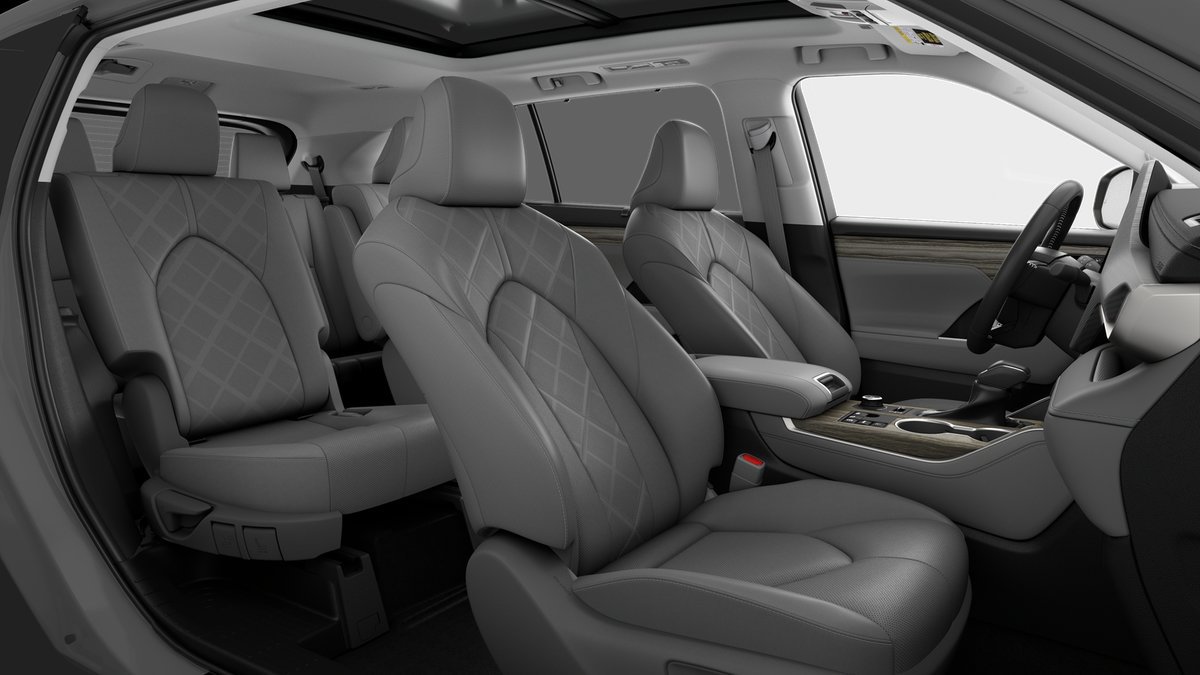 New 2026 White Toyota Platinum image 28