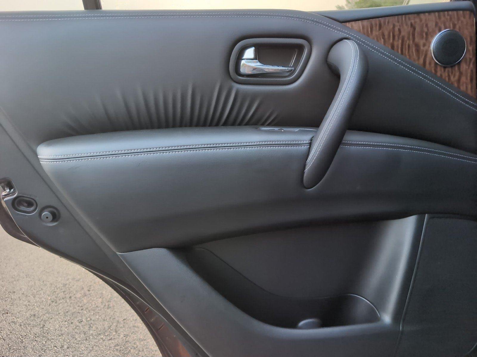 Used 2018 Mocha Almond Nissan Platinum image 35
