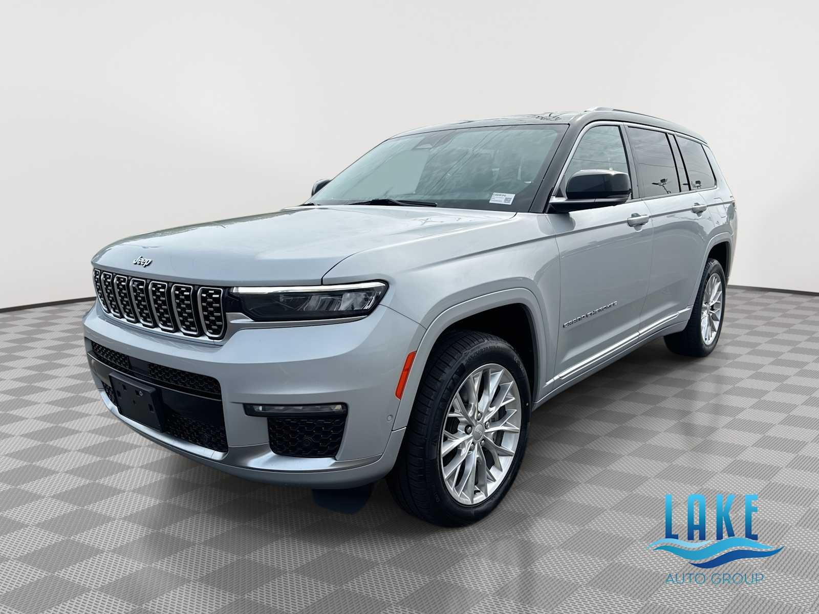 2021 Jeep Grand Cherokee L Summit's photo