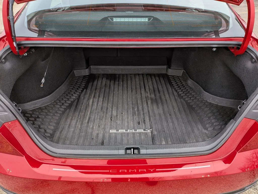 Used 2025 Red Toyota XLE image 27
