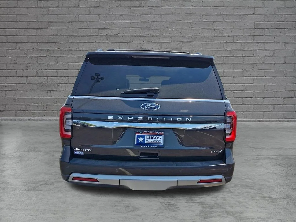 Used 2024  Ford Limited image 39