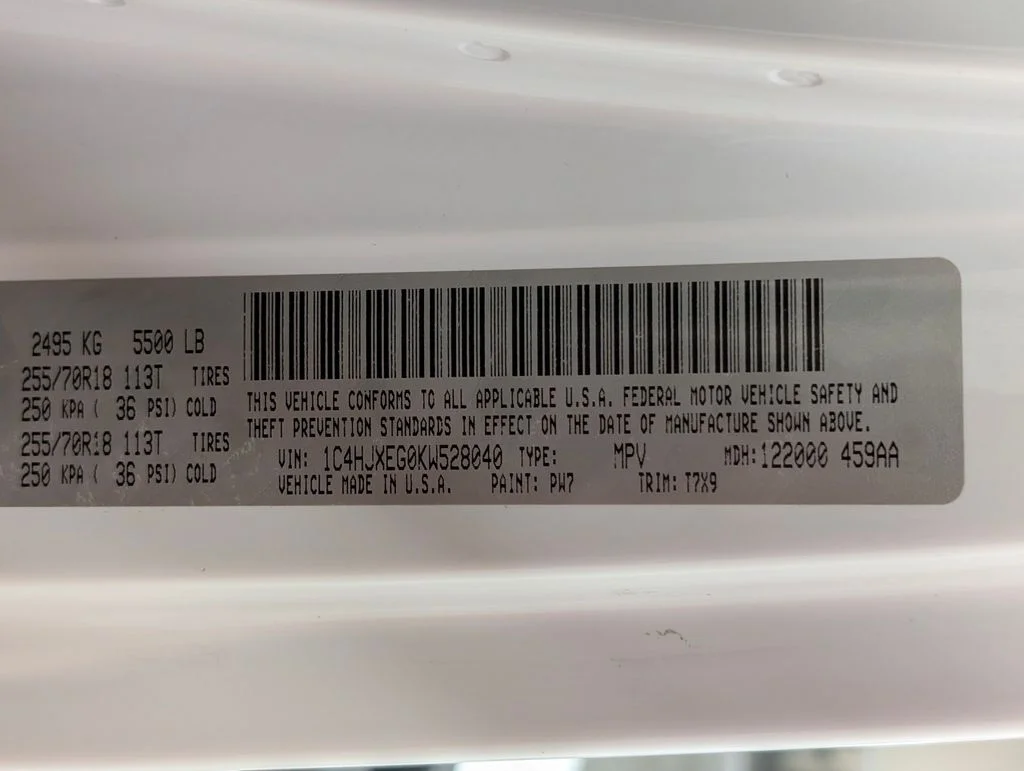 Certified Used 2019 Bright White Clearcoat Jeep Unlimited Sahara image 22