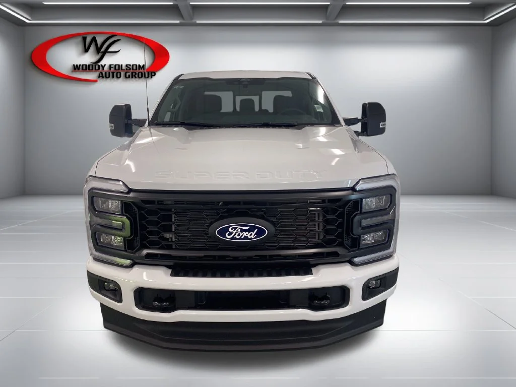 New 2027 White Ford XL image 3