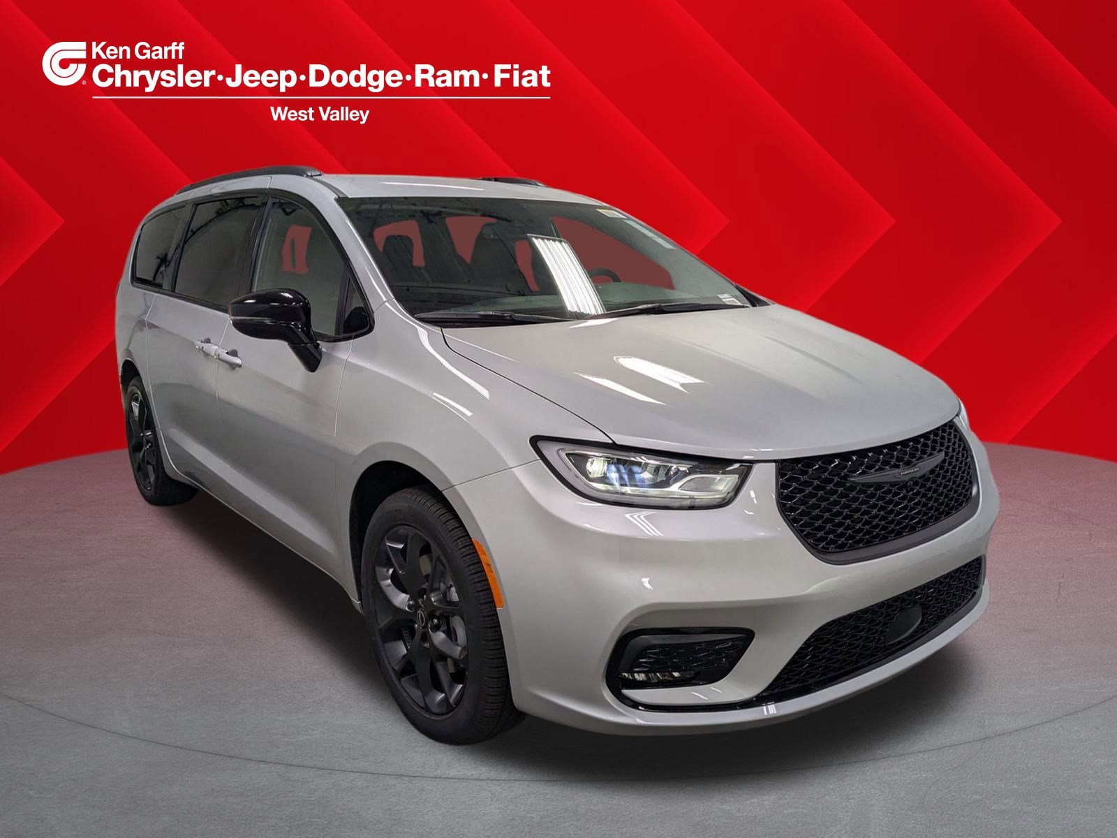 2026 Chrysler Pacifica Select AWD's photo