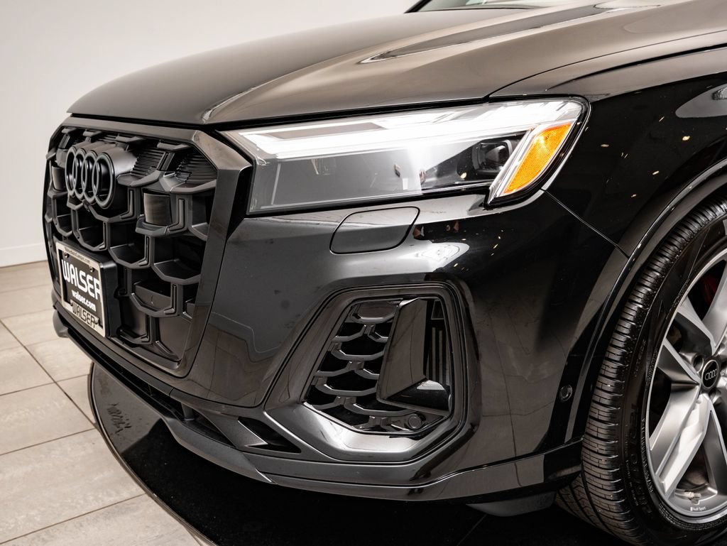 Used 2026 Black Audi 55 Prestige image 3