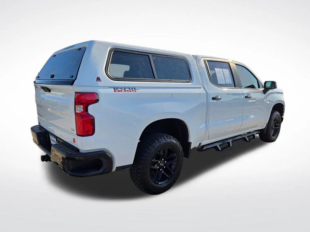 Used 2019 White Chevrolet LT Trail Boss image 3