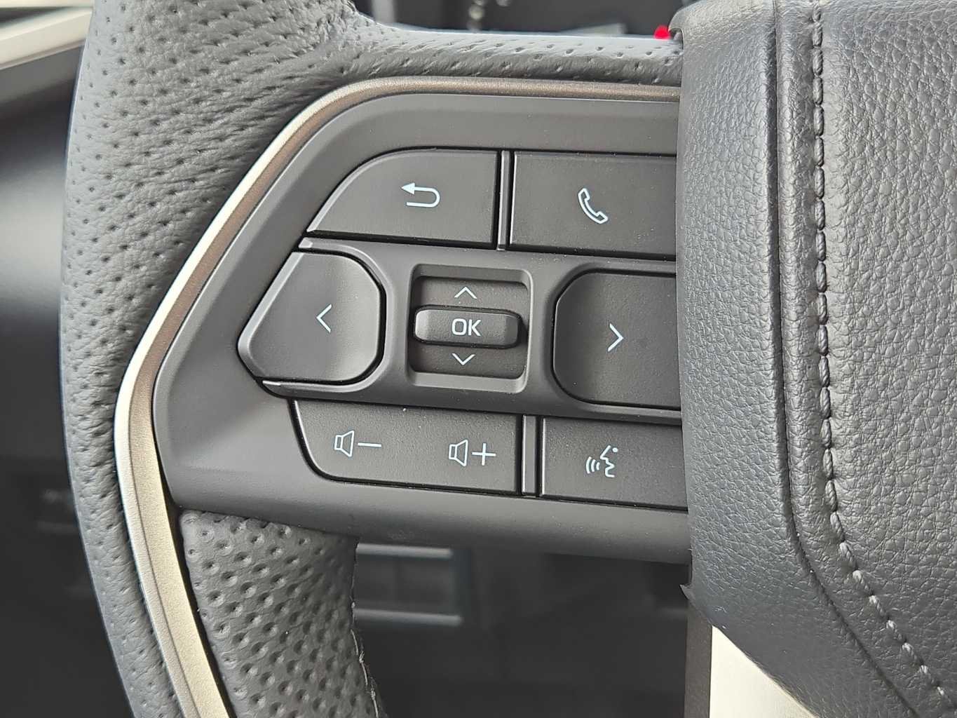 2026 Toyota Tundra SR5 - Photo 22