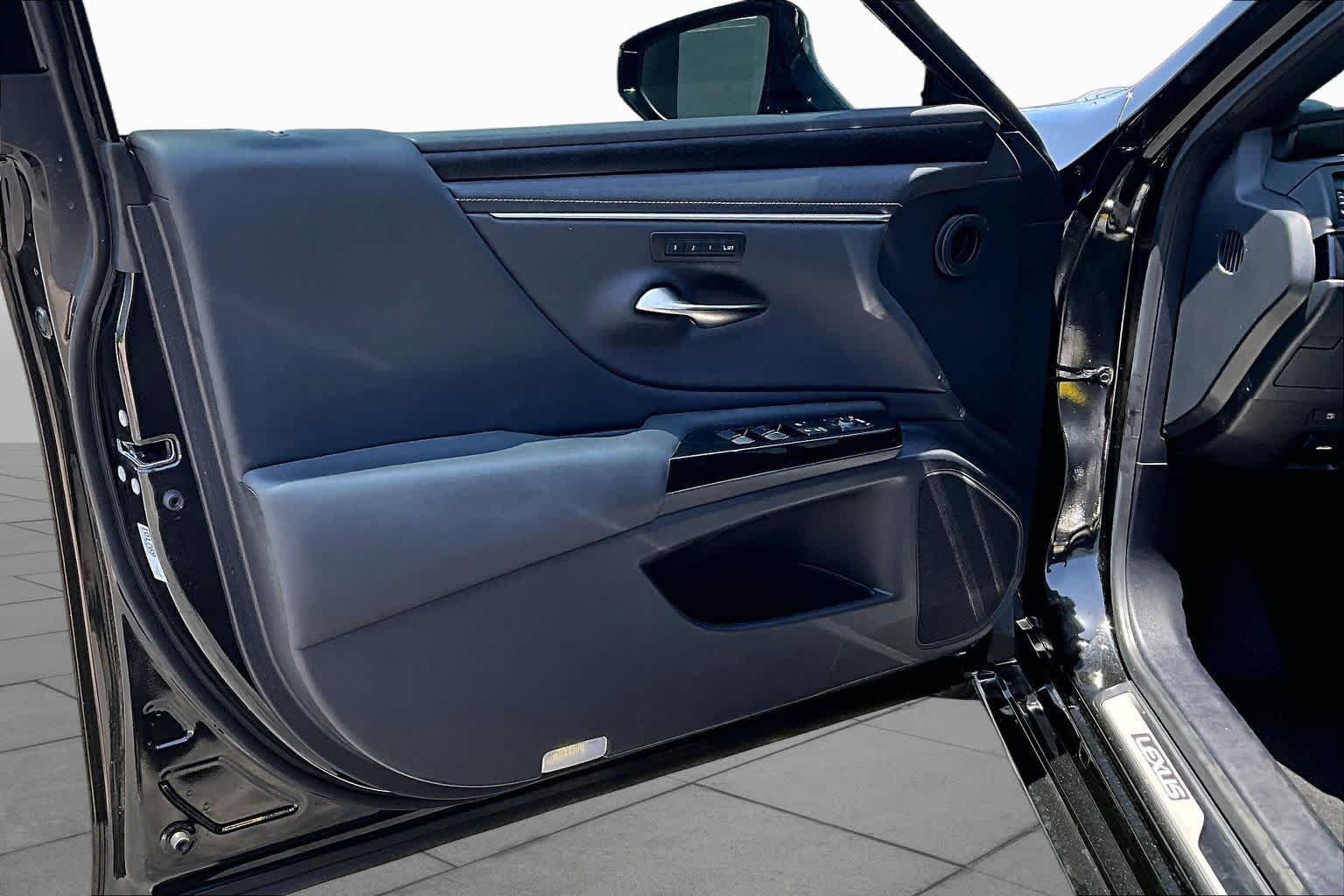 Used 2025 Caviar Lexus  image 21