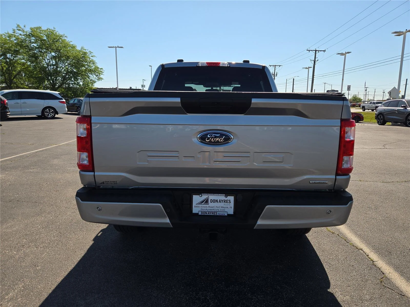 Used 2023 Iconic Silver Ford XL image 29