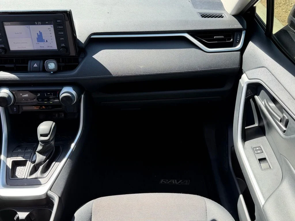 Used 2019 Black Toyota LE image 9