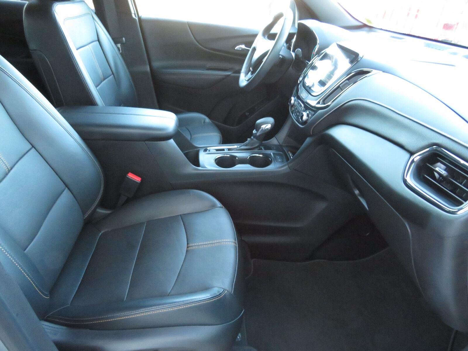 Used 2023 Sterling Gray Metallic Chevrolet Premier image 24