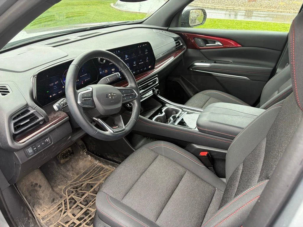 Used 2024 Sterling Gray Metallic Chevrolet Z71 image 5
