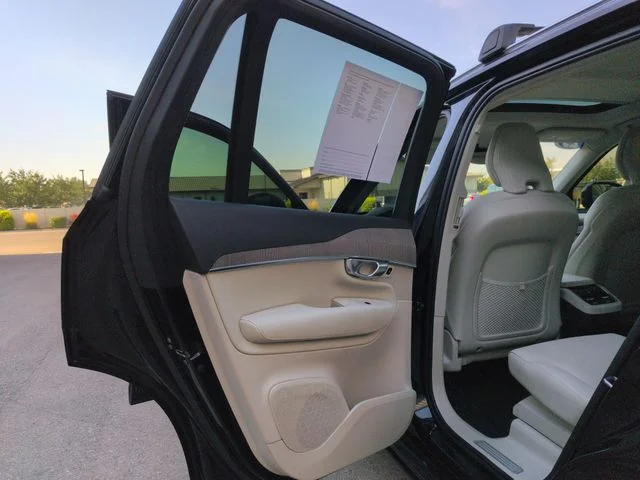 Used 2023 Onyx Black Metallic Volvo  image 24