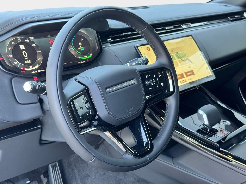 New 2026 Fuji White LAND ROVER Dynamic SE image 15