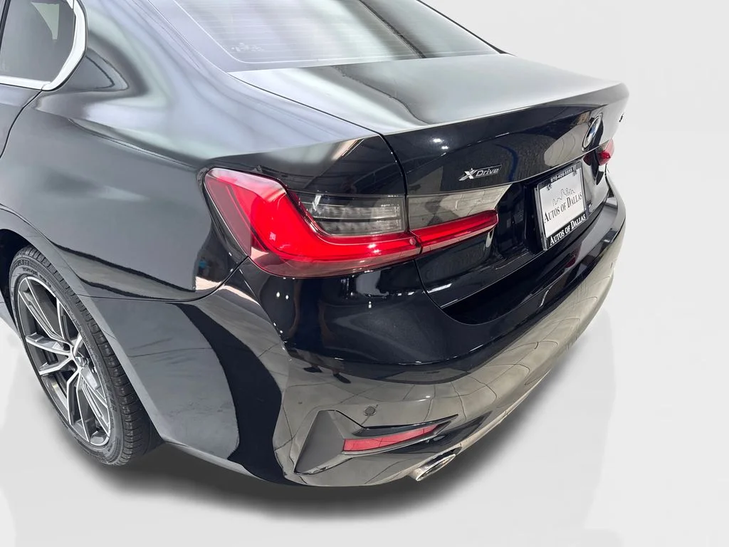 Used 2021 Black BMW 330i xDrive image 19