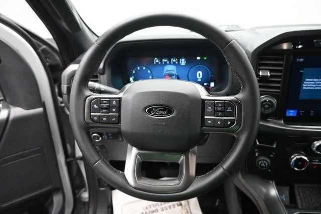 Certified Used 2024 Avalanche Ford XLT image 15