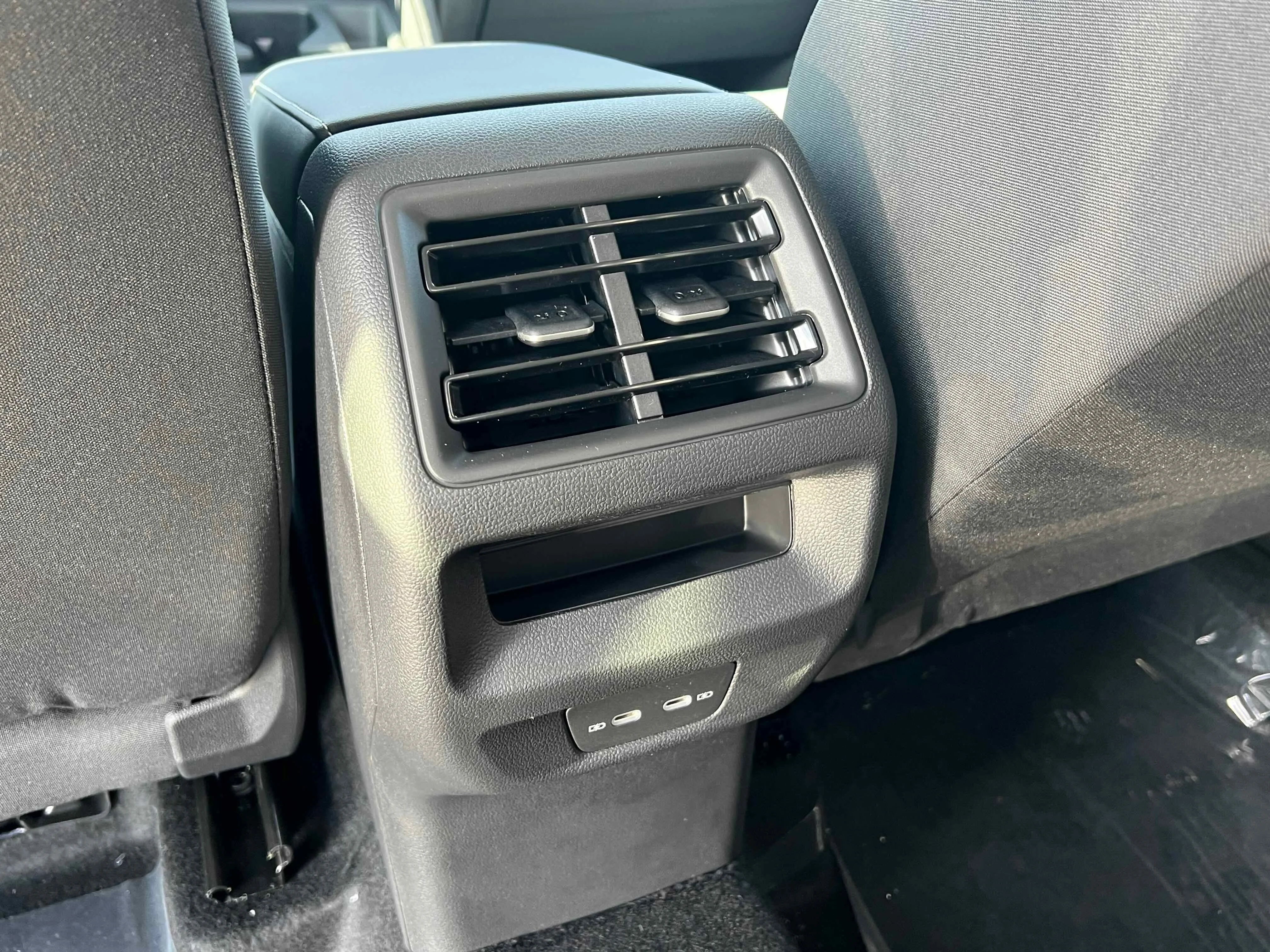 New 2026 Platinum Gray Volkswagen S image 19