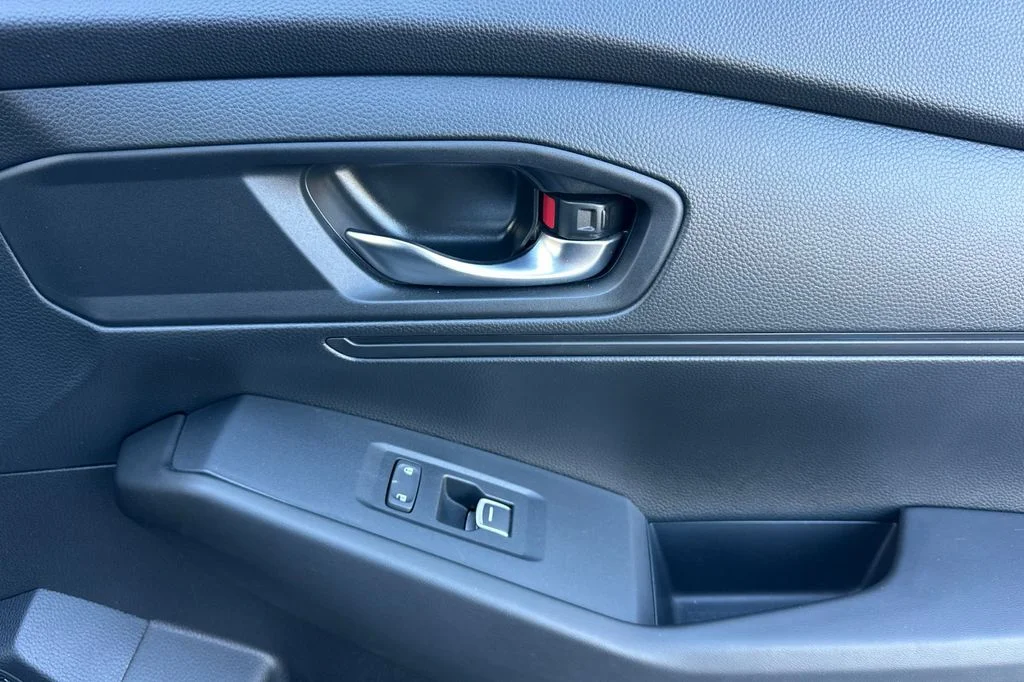 2023 Honda Accord LX - Photo 18