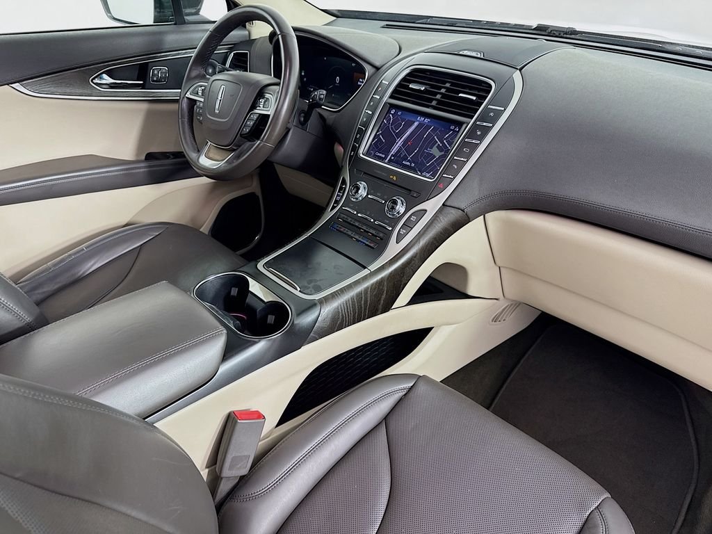Used 2020 Magnetic Gray Lincoln Reserve image 38