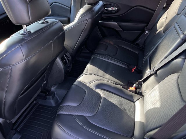 Used 2019 White Jeep Limited image 17