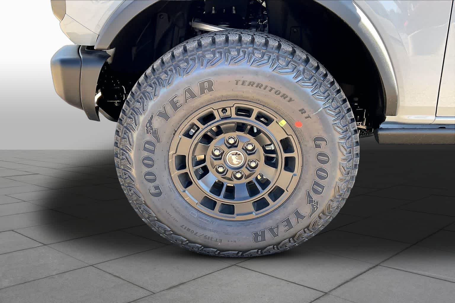 New 2026 Avalanche Gray Ford Badlands® image 11