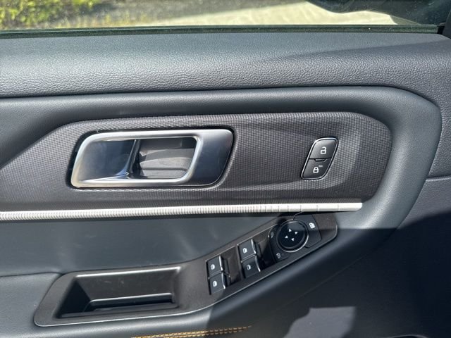 New 2026 Star White Metallic Tri-Coat Ford Tremor® image 17