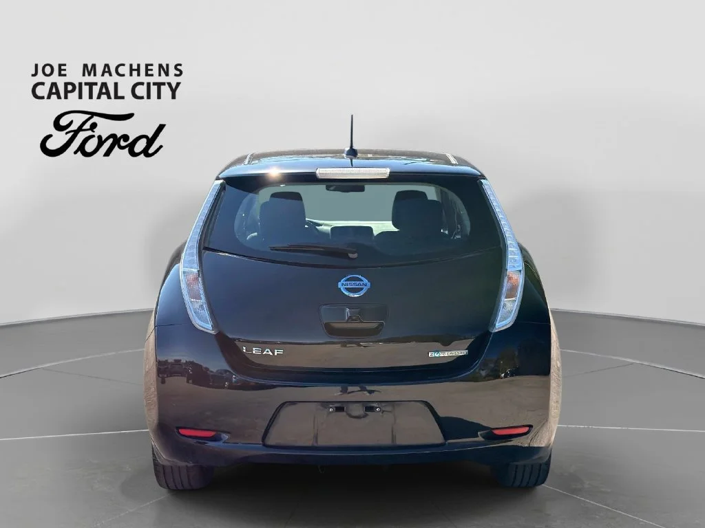 Used 2017 Black Nissan SV image 7