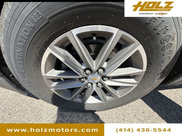 Certified Used 2023 Sterling Gray Metallic Chevrolet LT Cloth image 31