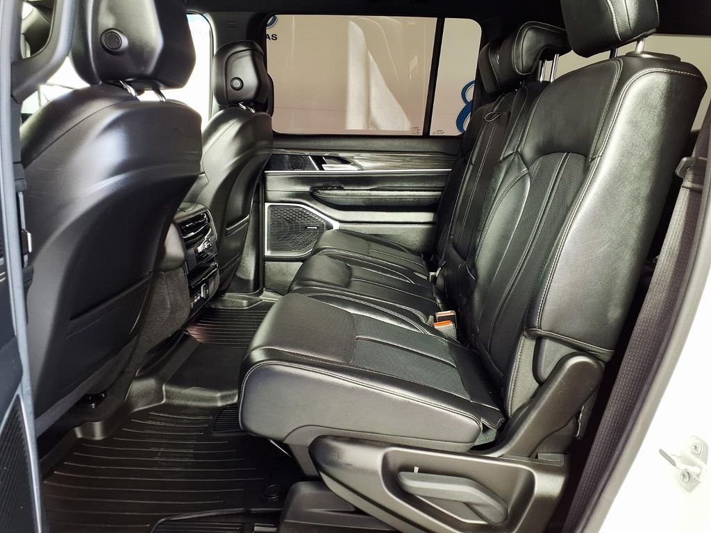Used 2022 White Jeep Series II image 8
