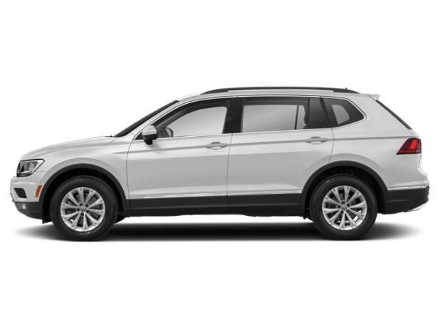 Used 2018 Pure White Volkswagen SE image 3