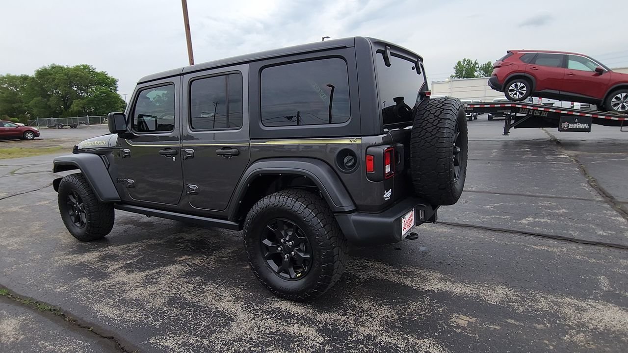 Used 2022 Granite Crystal Metallic Clearcoat Jeep Unlimited Willys image 6