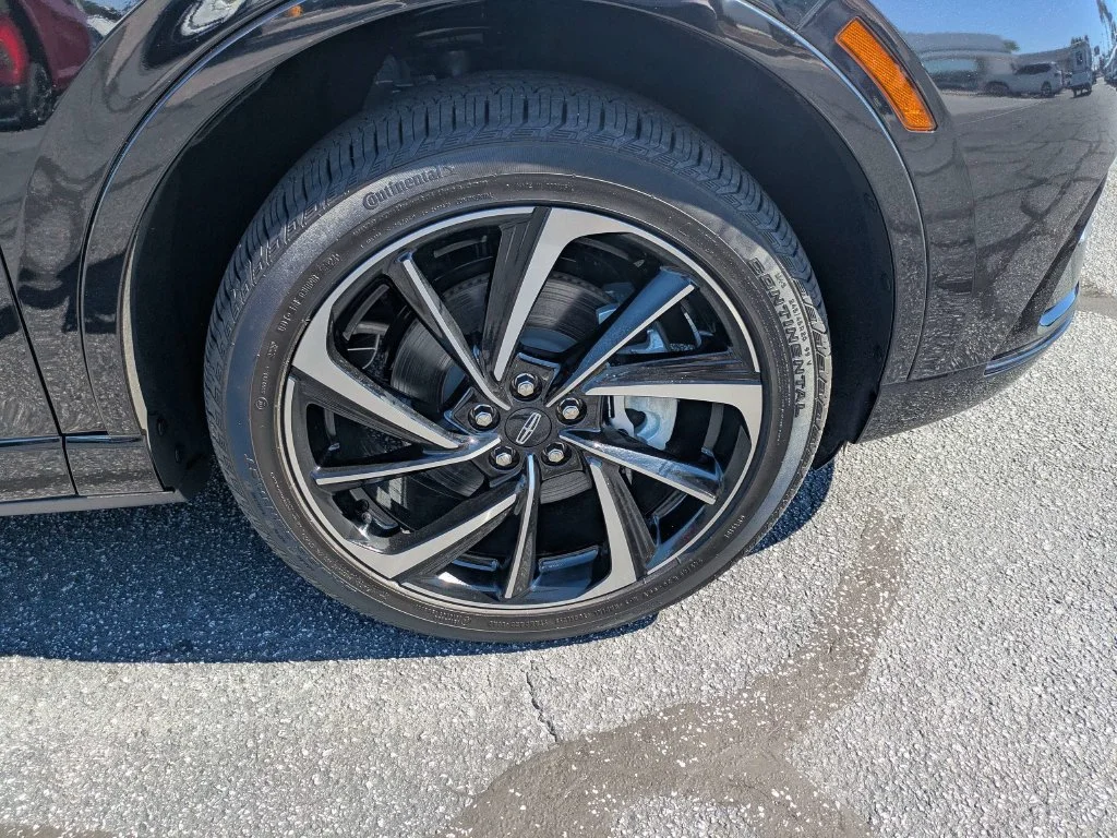 2025 Lincoln Corsair Grand Touring - Photo 12