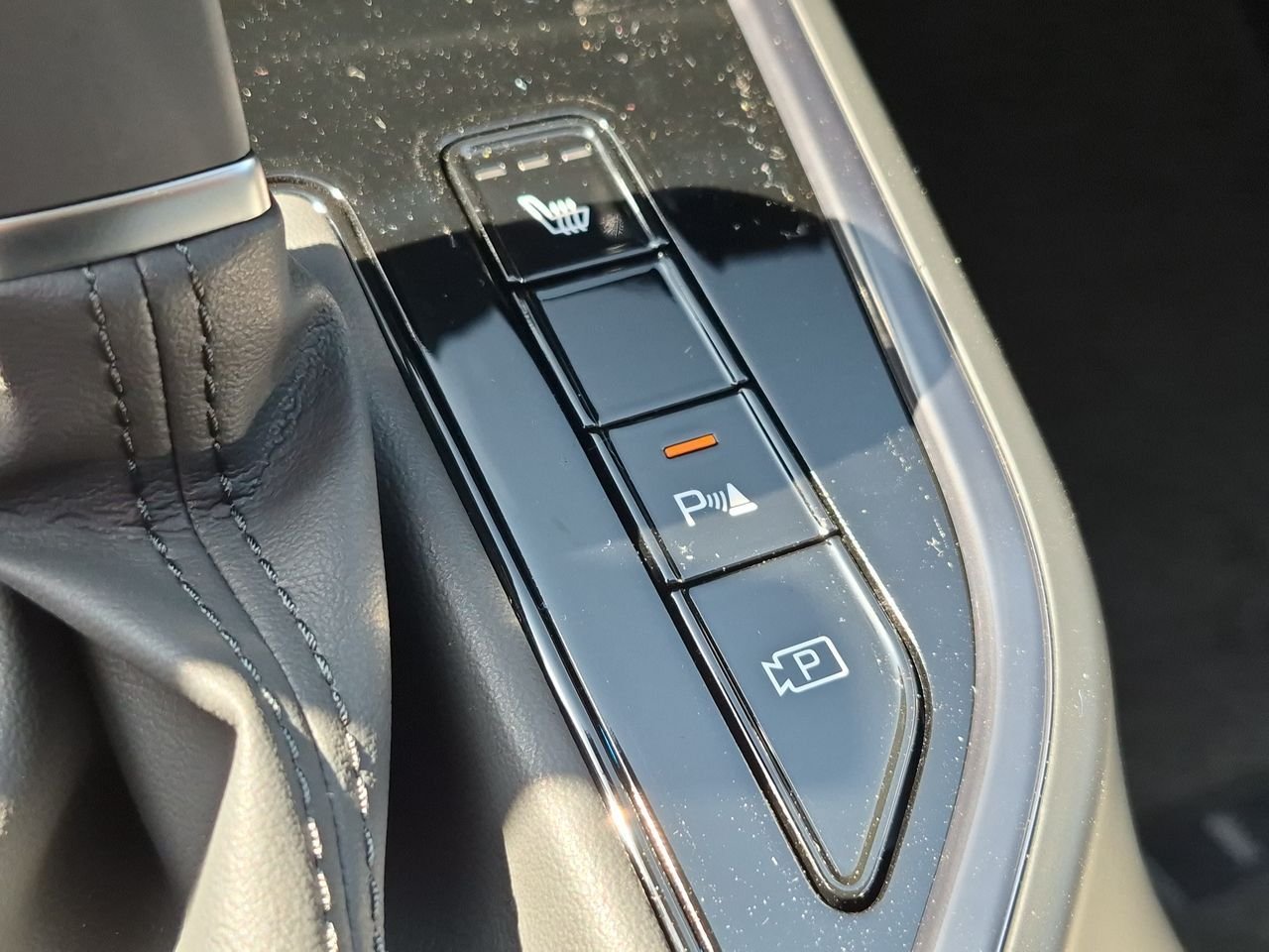 New 2026 Mineral Blue Kia EX image 18