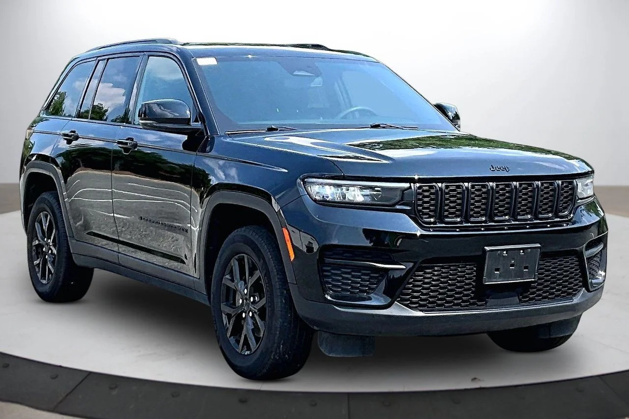 Certified Used 2024 Black Jeep Altitude X image 2