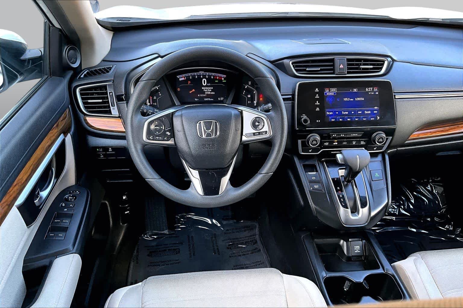 Used 2018 White Diamond Pearl Honda EX image 6